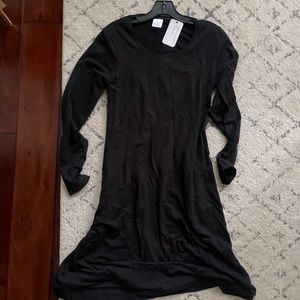 Long sleeve black dress with pockets